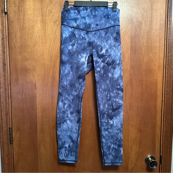 Gymshark Pants - Gymshark Blue 7/8 Leggings Large Diamond Dyes Look Alike